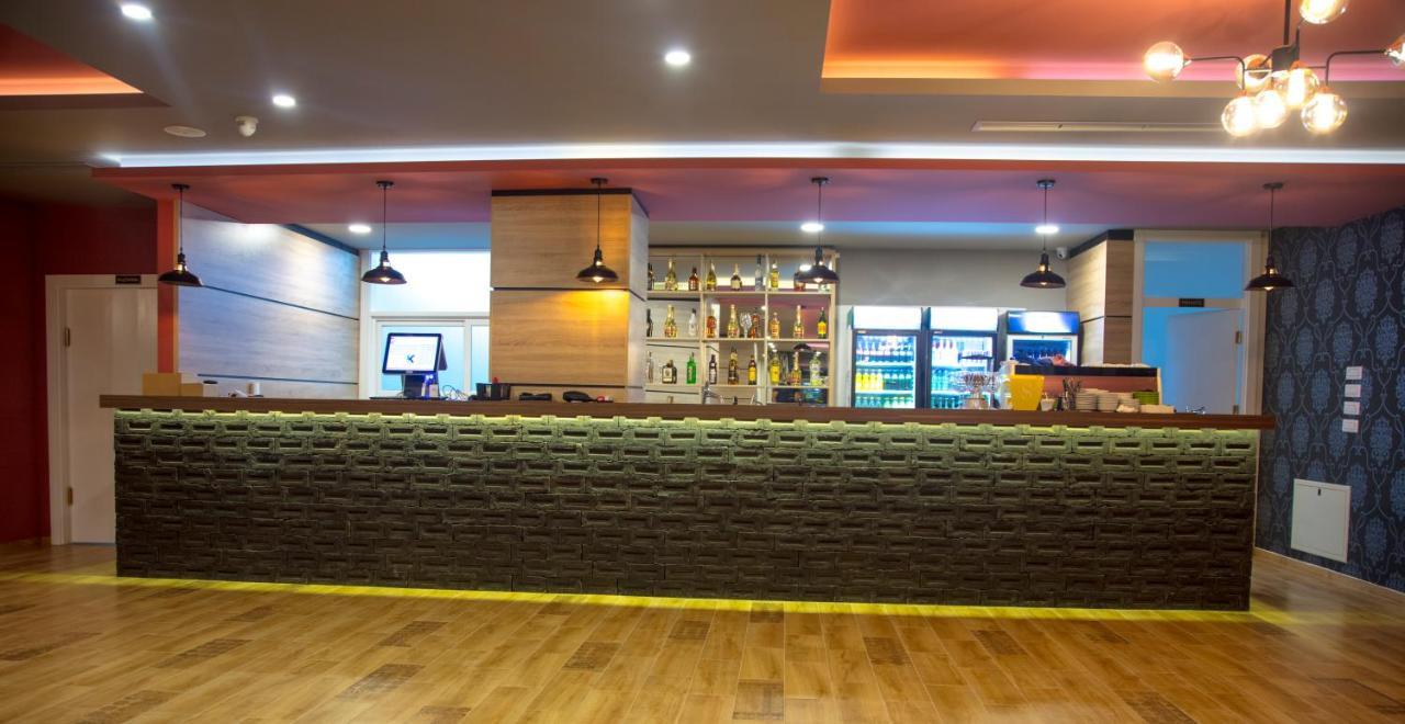 Hotel Sonoma Kosovo Polje 外观 照片