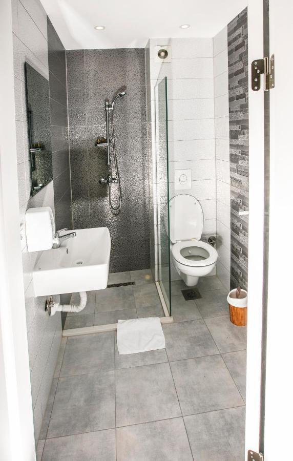 Hotel Sonoma Kosovo Polje 外观 照片