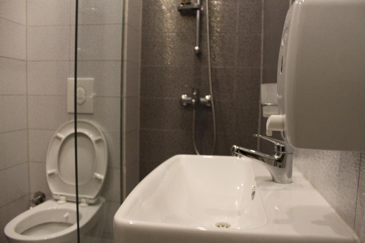 Hotel Sonoma Kosovo Polje 外观 照片